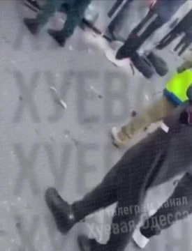 À Odessa, des manifestants ont attaqué les commissaires de Zelensky