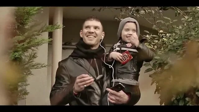 Les Gueules de WaB - L'enterrement d'un iPhone