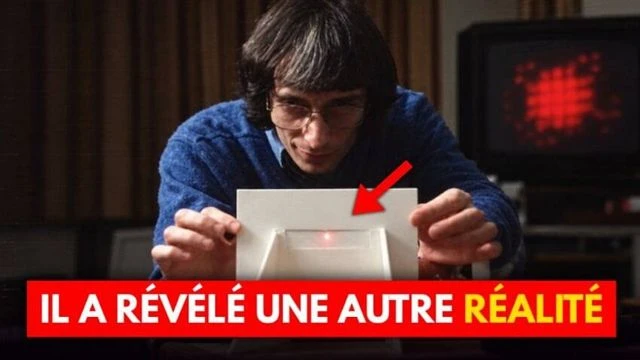 Il a provoque un bug en direct a la TV et une realite parallele est apparue